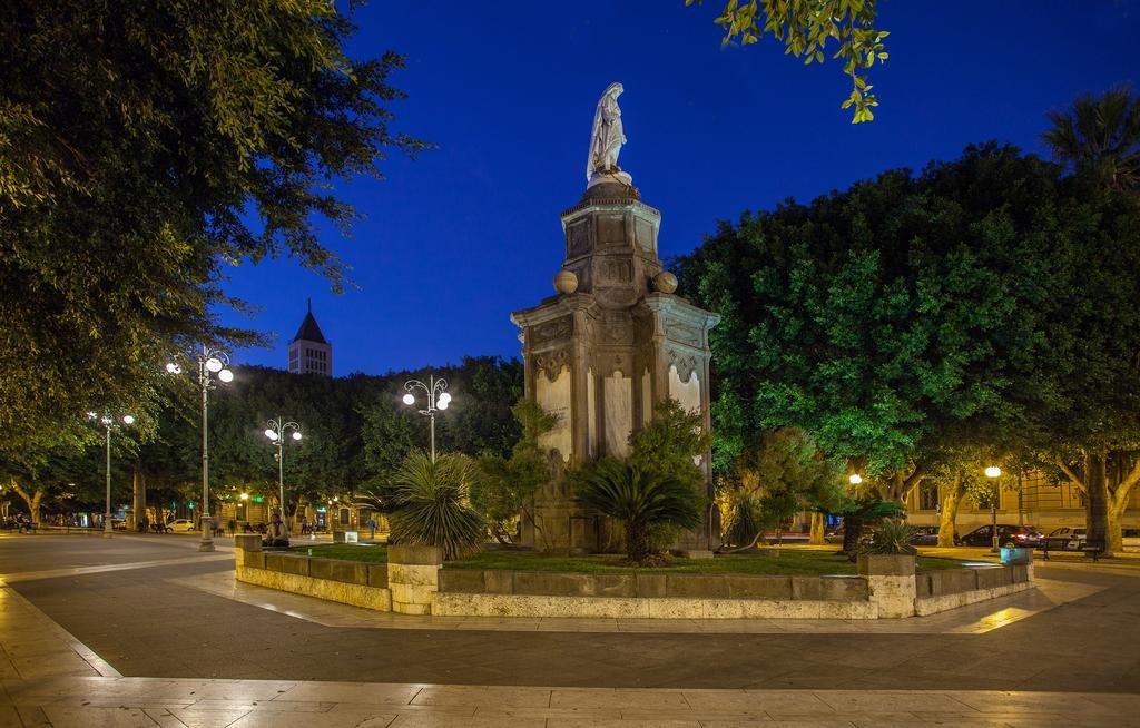 Residences Del Teatro Cagliari Ngoại thất bức ảnh